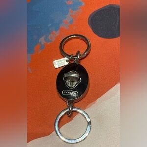 Vintage Coach Turn-lock Valet / Charm - Excellent Condition